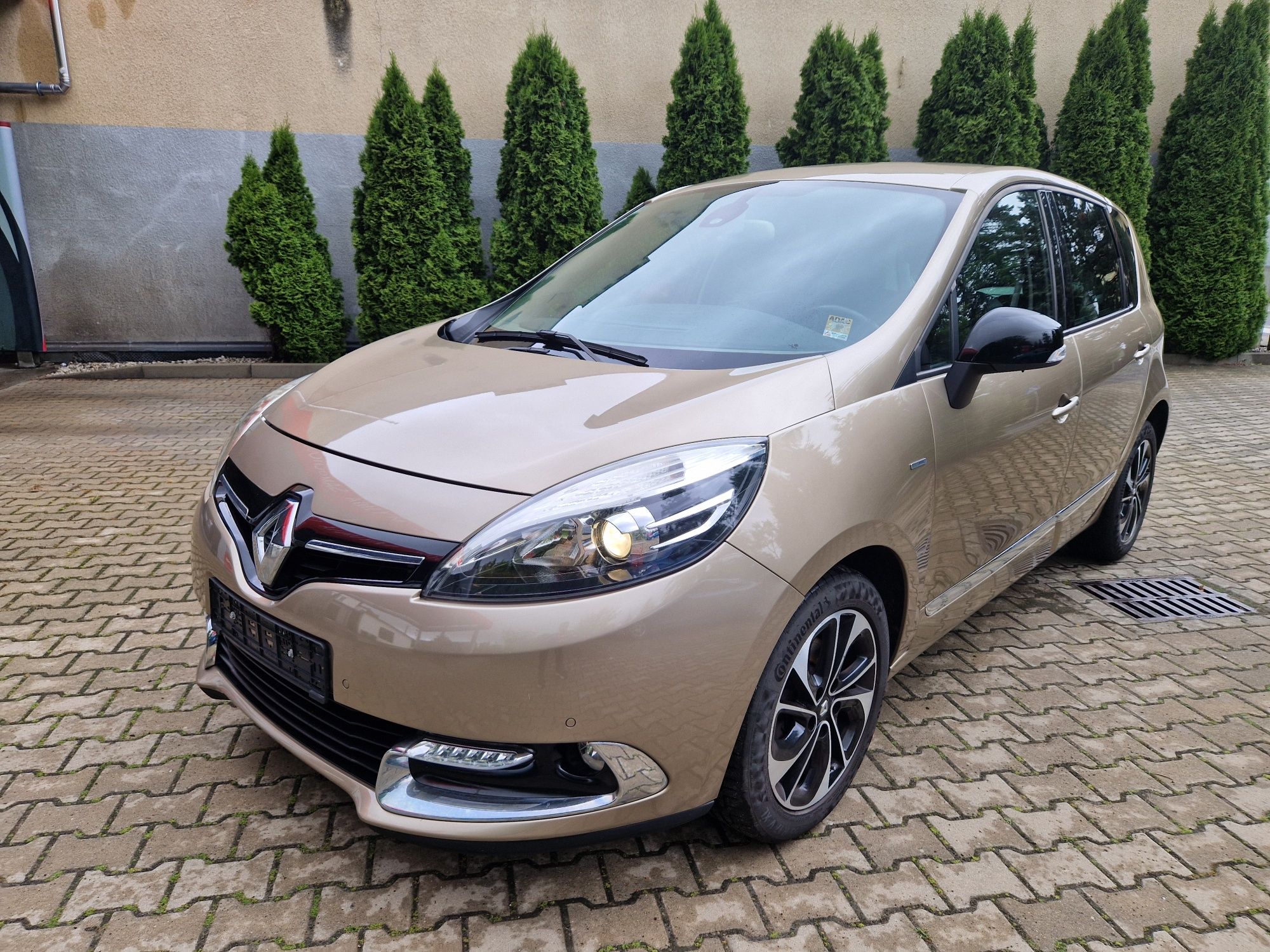 Renault Scenic 1.2 tce BOSE  import Niemcy