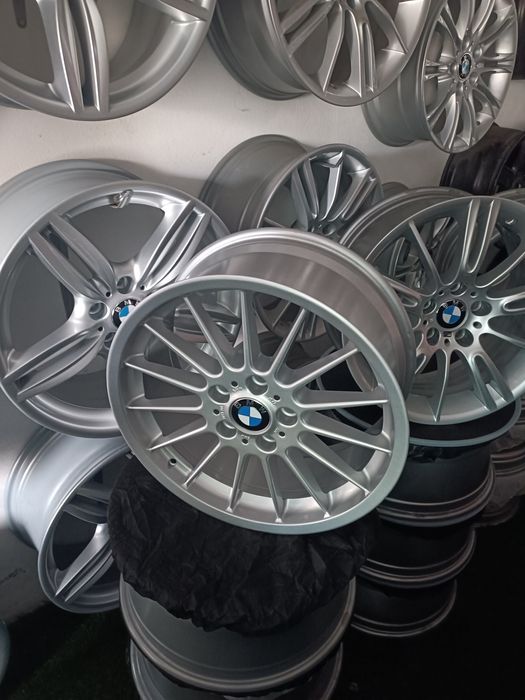 Jantes 18 bmw originais style 32 completamente novas dupla medida