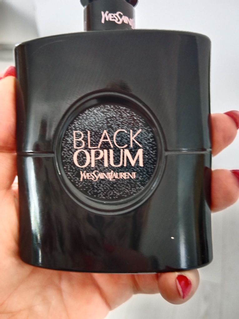 Perfumy oryginalne Black Opium le parfum Douglas 45 z 90ml. używane