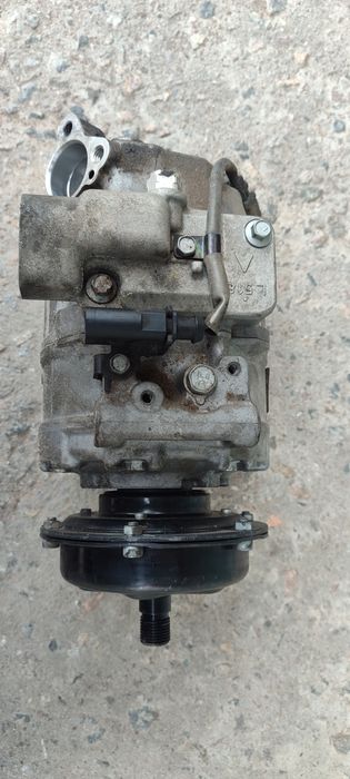 Компресор кондиціонера Volkswagen T5, Multivan 2007 р.в.