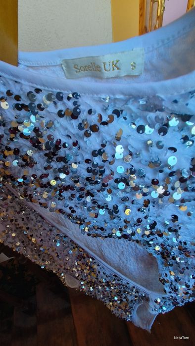 Біле боді з паєтками