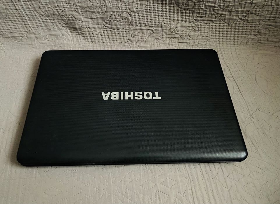 Ноутбук Toshiba Satellire pro L770-125 Intel core і3. Робочий