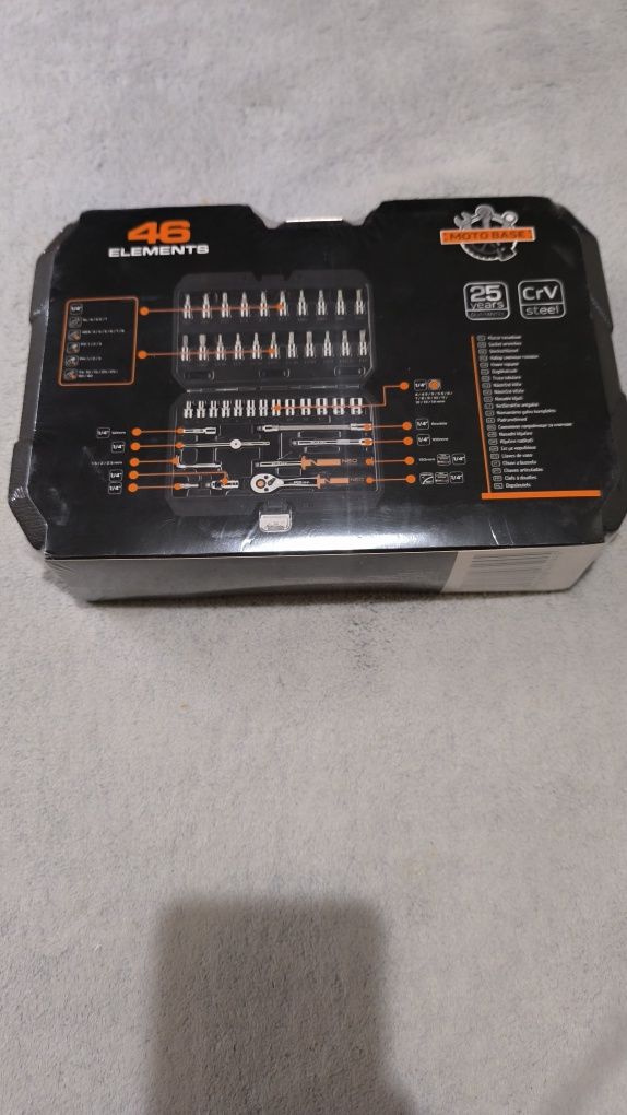 Klucze Neo 46 elementow
