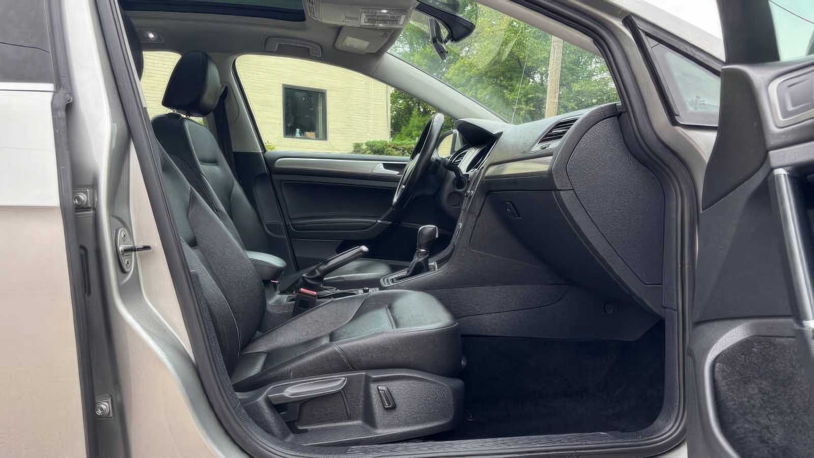 2016 Volkswagen Golf SportWagen TSI SE