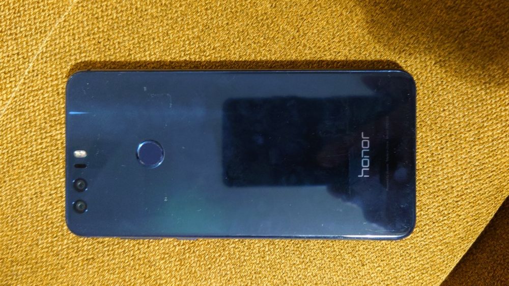 Telefon Honor 8 ( uszkodzony ekran )
