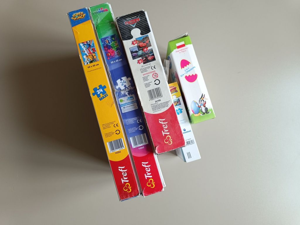 Zestaw puzzli i gra 3+