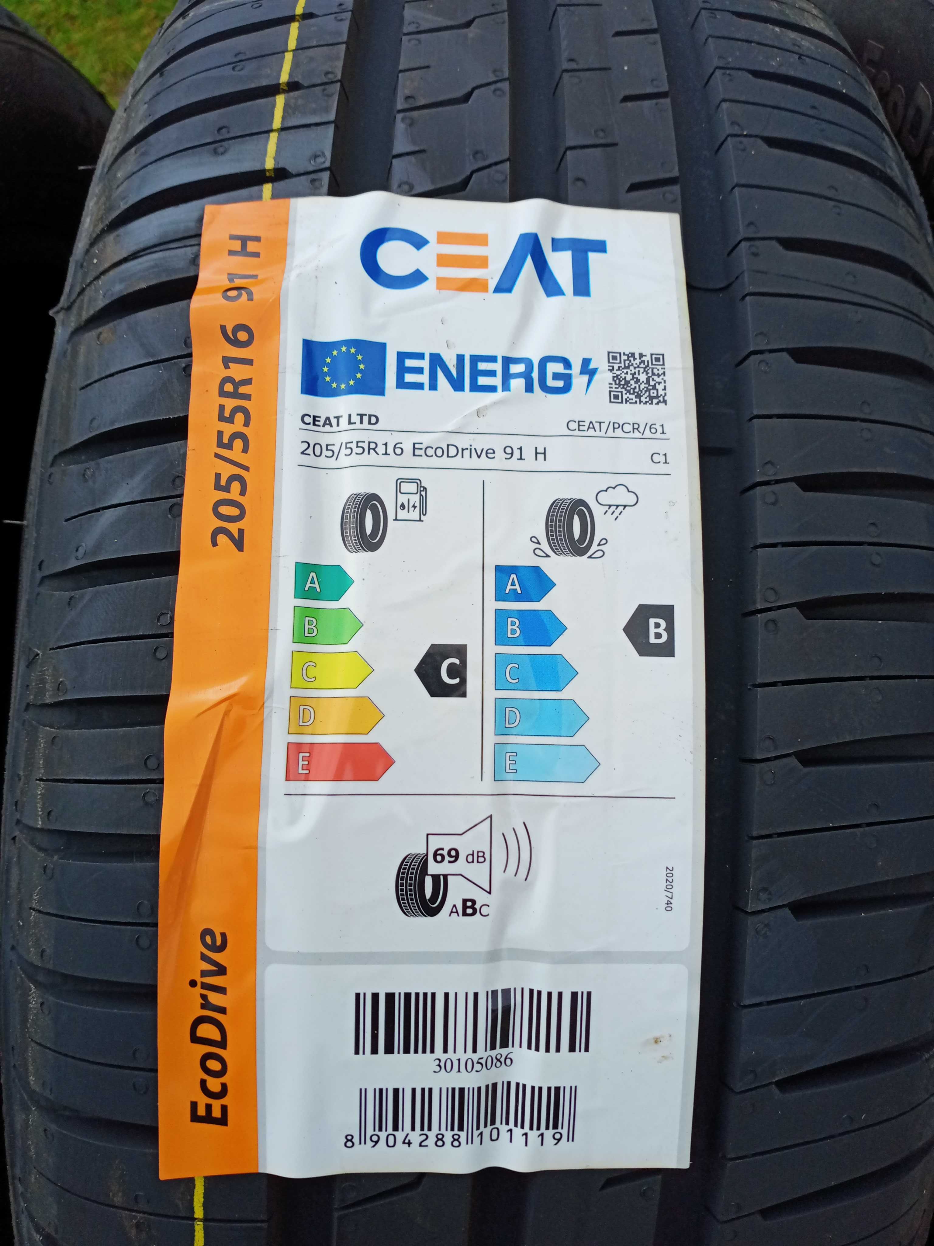 komplet opon nowych Ceat 205/55/16