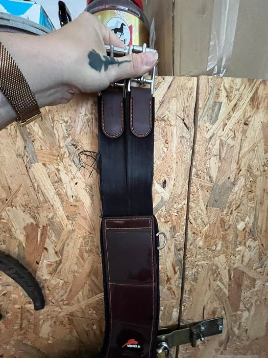 Popręg brązowy equick 135 cm