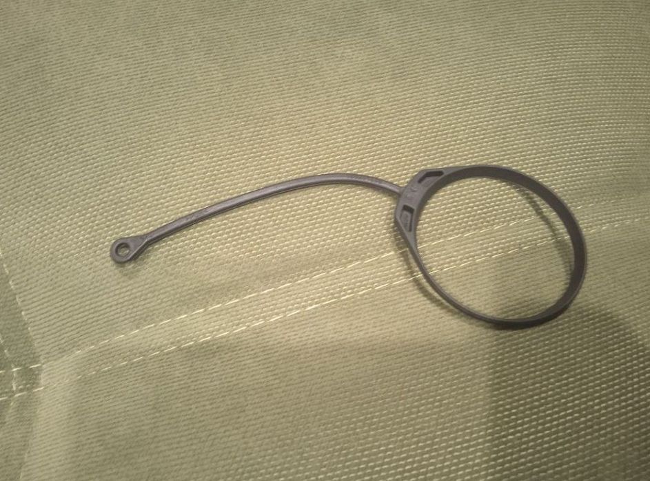 Держатель крышки бензобака, хомут, поводок VAG