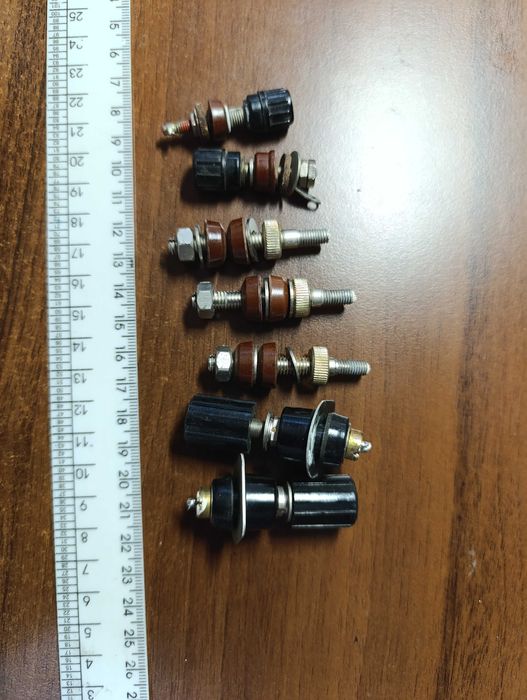 Клеммы приборные разные б/у