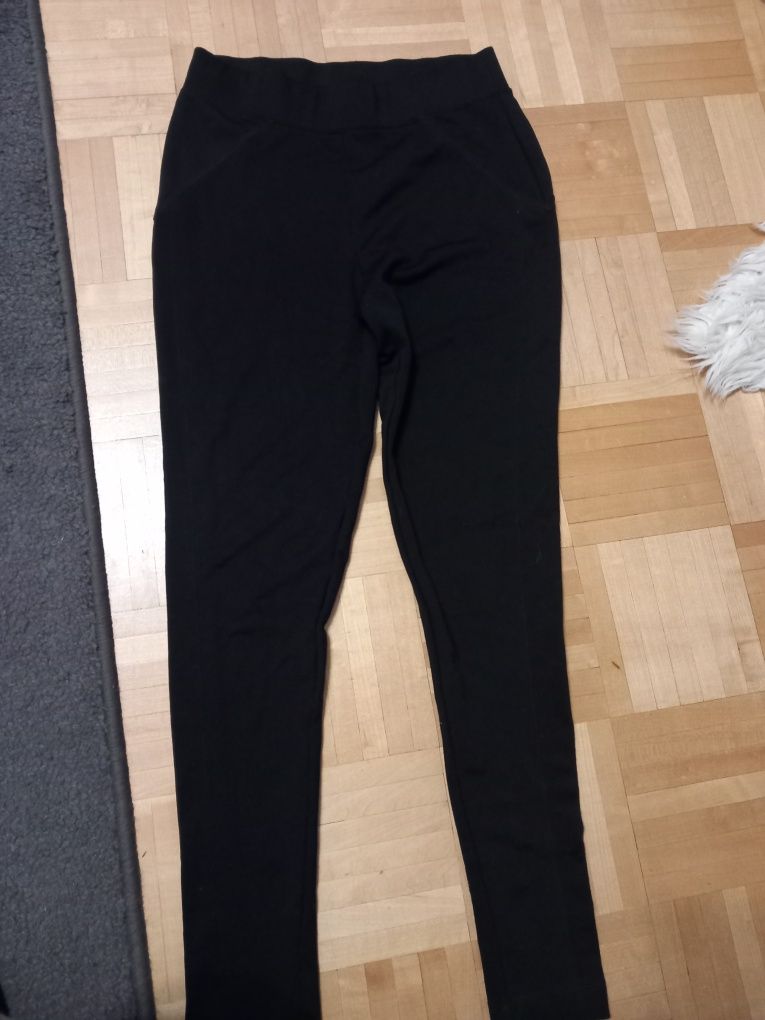 Legginsy damskie rozmiar  S wygodne