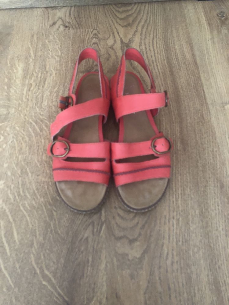 Sandały Clarks