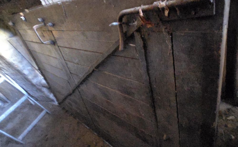 Drzwi garażowe używane