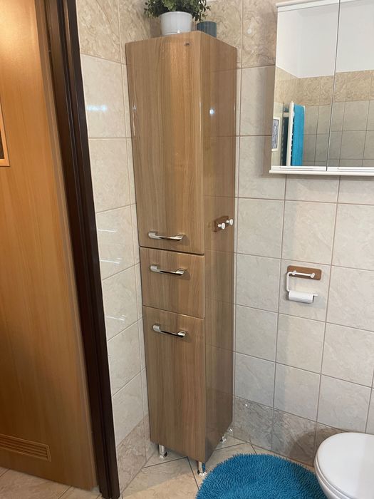 Szafka łazienkowa słupek – kolor jasny orzech  (do negocjacji)