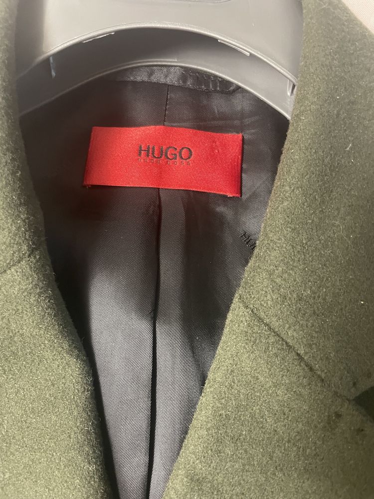 Hugo boss пальто