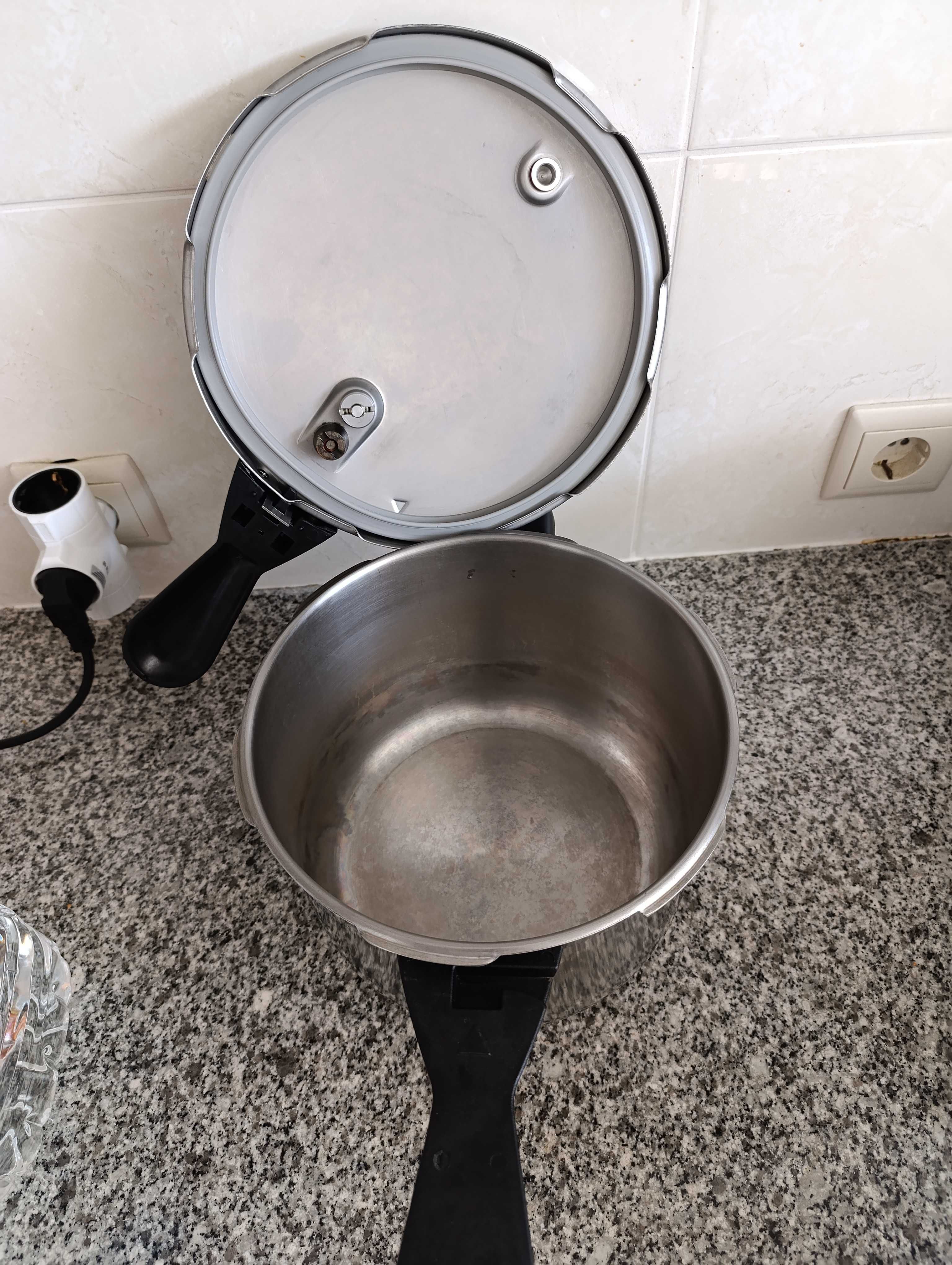 Panela de pressão Evinox 6 litros