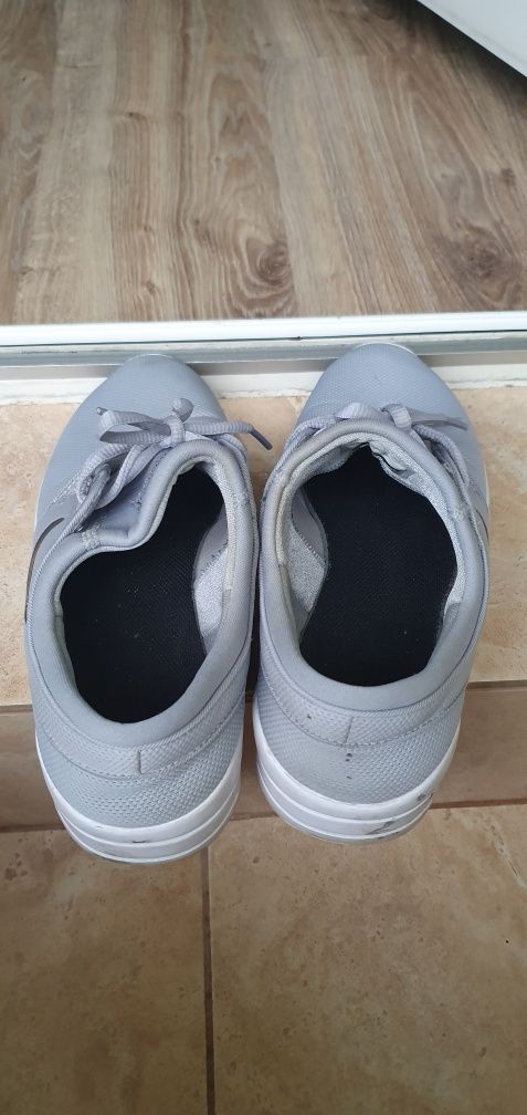 NIKE Stefan Janoski buty męskie sportowe rozmiar 39 wkładka 24,5cm