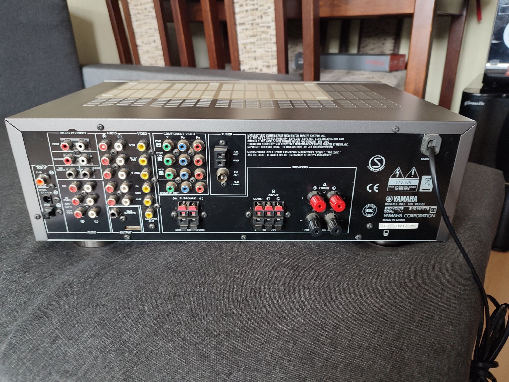 Amplituner Yamaha RX--359