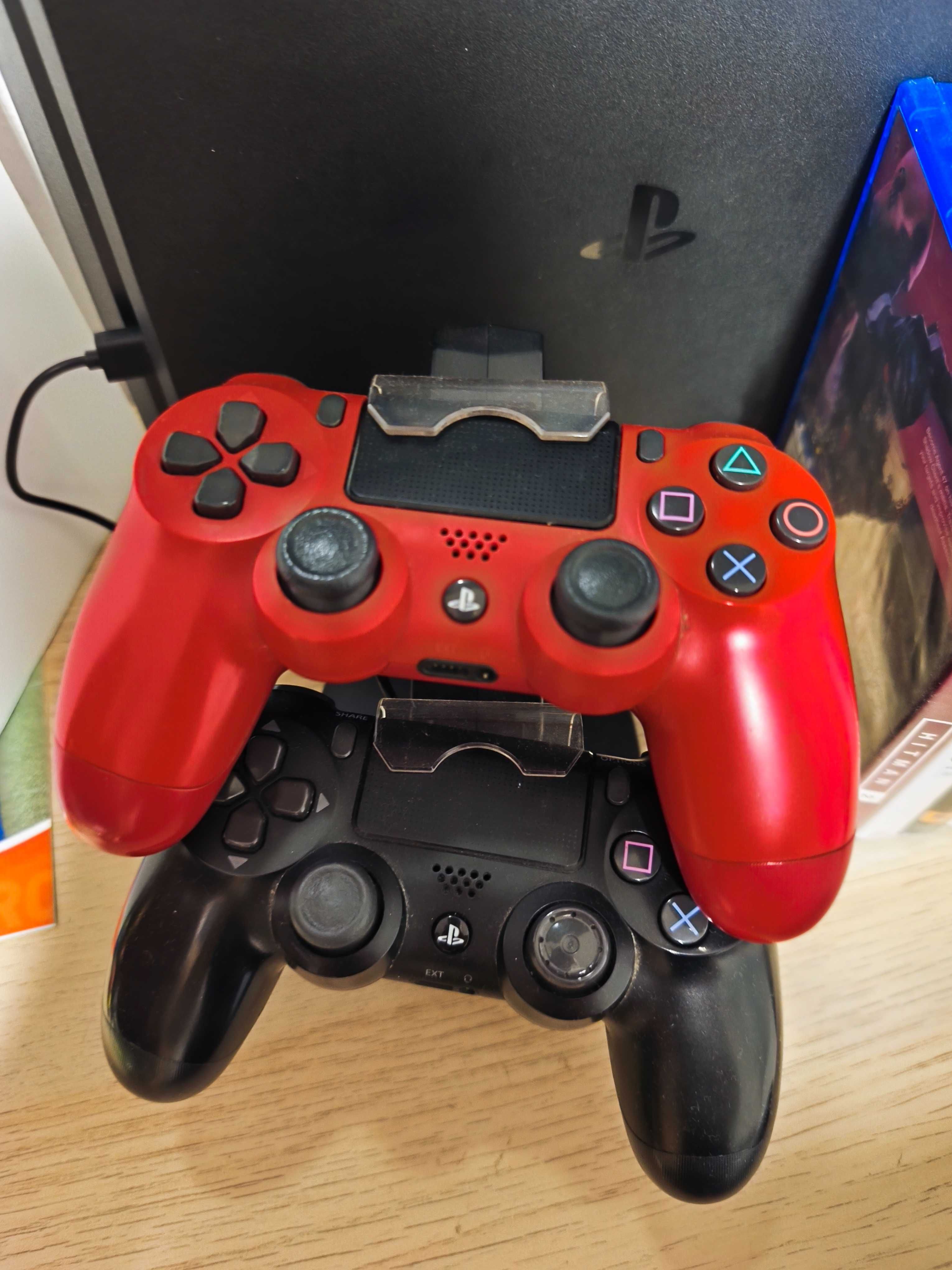 Ps4 slim + 2 comandos + 5 jogos
