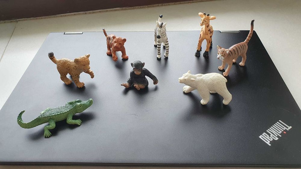 Várias figuras de animais: coleções Schleich, Safari e não só