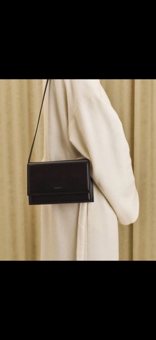 Чорна шкіряна сумка cross body Tueam’s