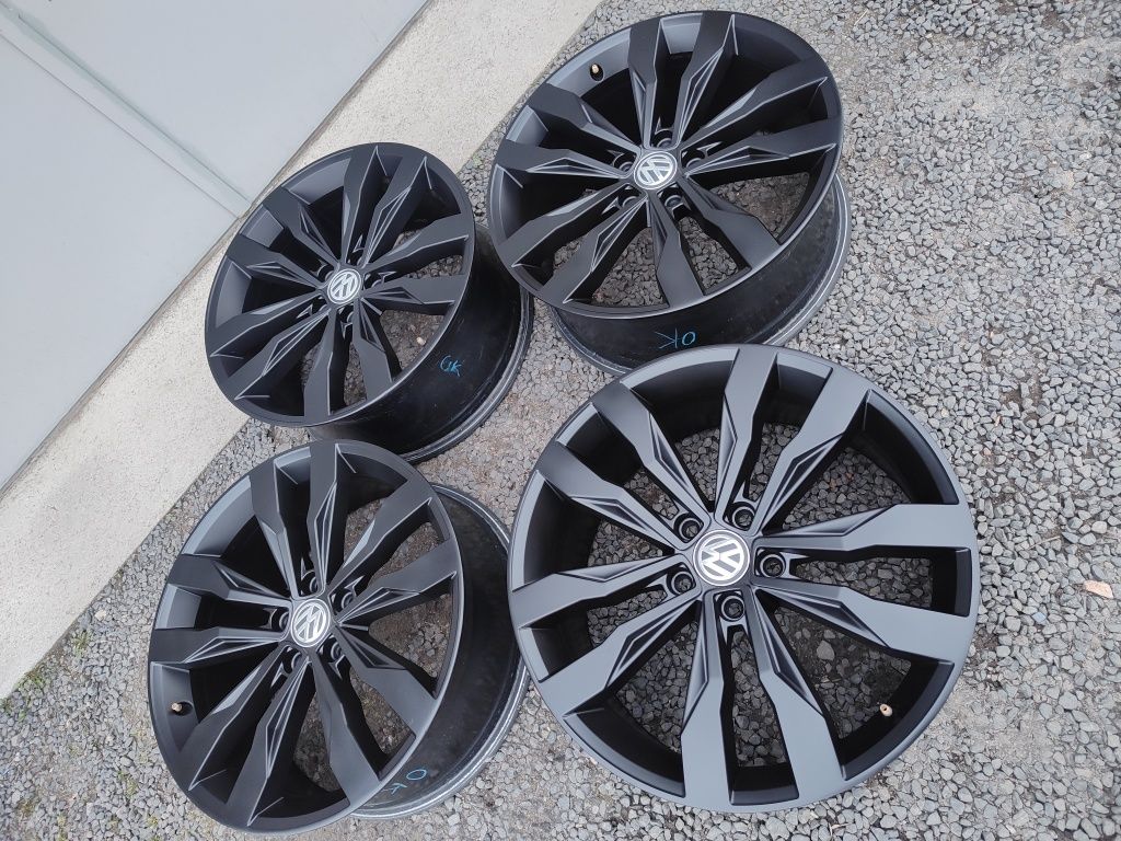 Felgi VW 5x112 R19 t-roc Golf GTI R GTD Passat B8 Black