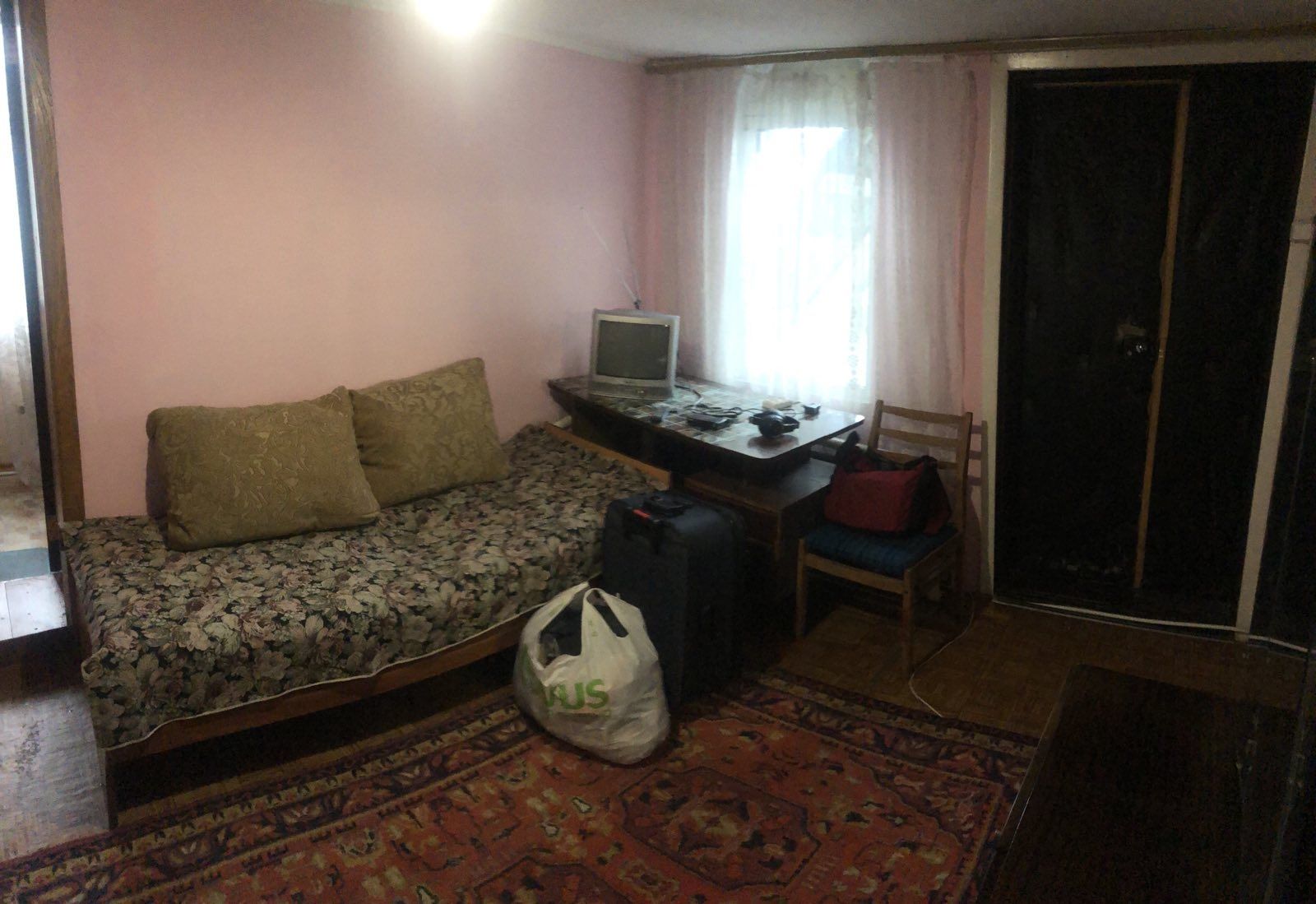комната в ч/доме своя кухня, Борщаговка, м.Академгородок, Житомирская