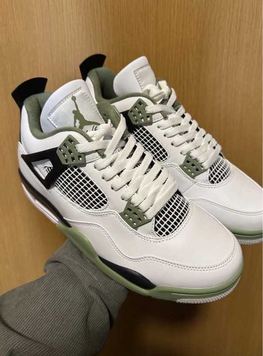 Buty damskie Trampk_Air_Jordan_4_Seafoam_Green R.40