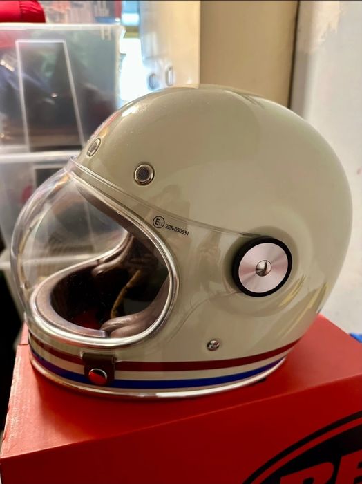 Capacete Bell bullitt