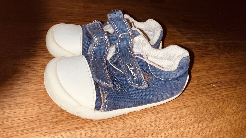 Buty niechodki tenisówki chłopiec 20 c1 clarks