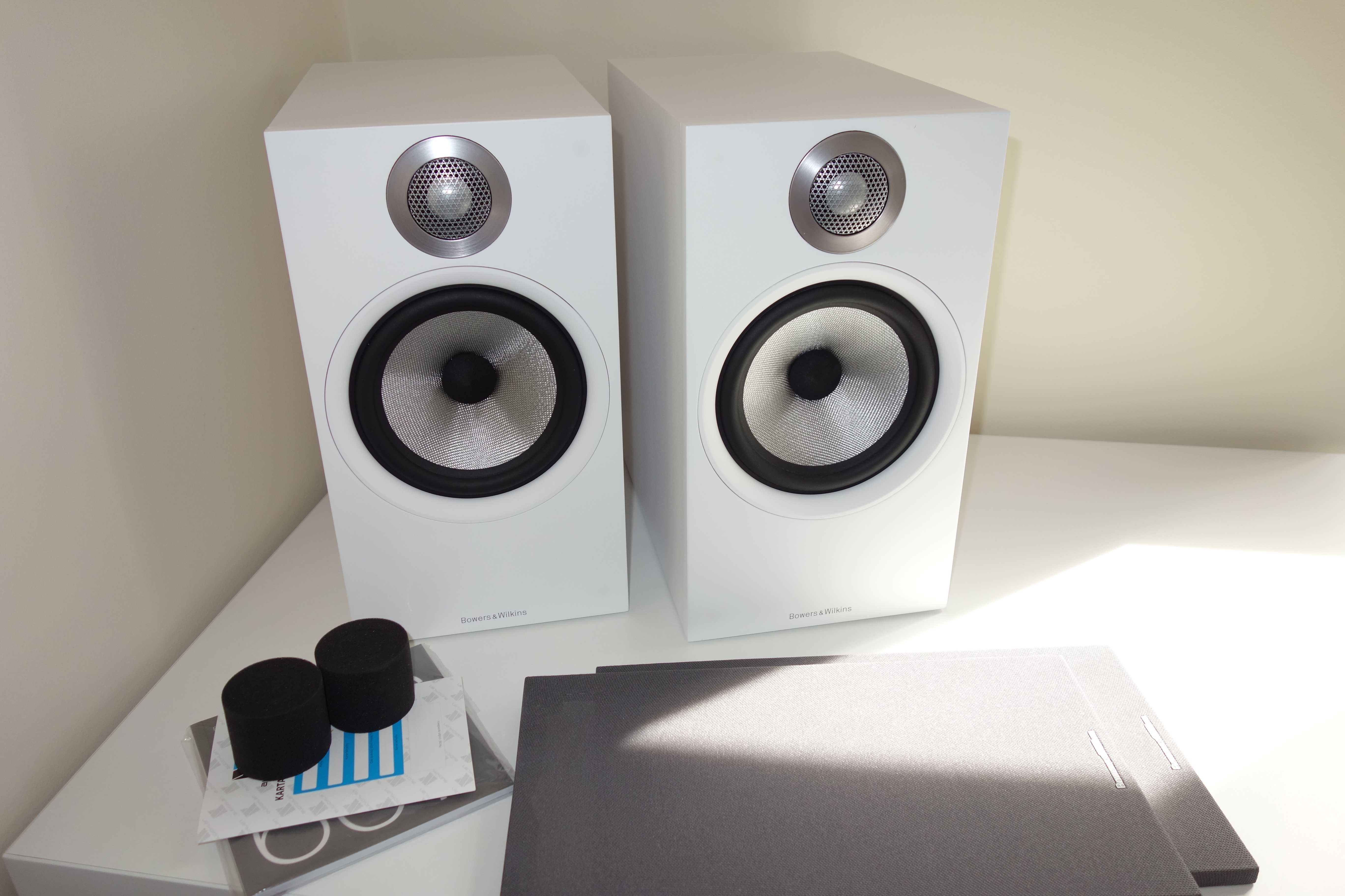 Kolumny Bowers&Wilkins 606 białe, idealny stan.