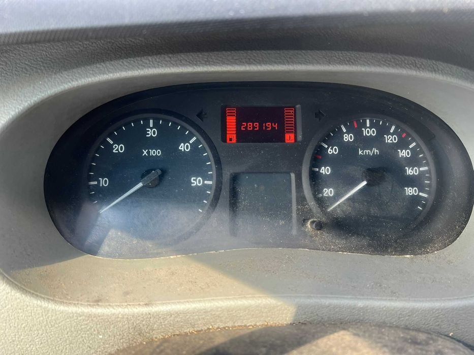 Sprzedam Renault Master służba drogowa