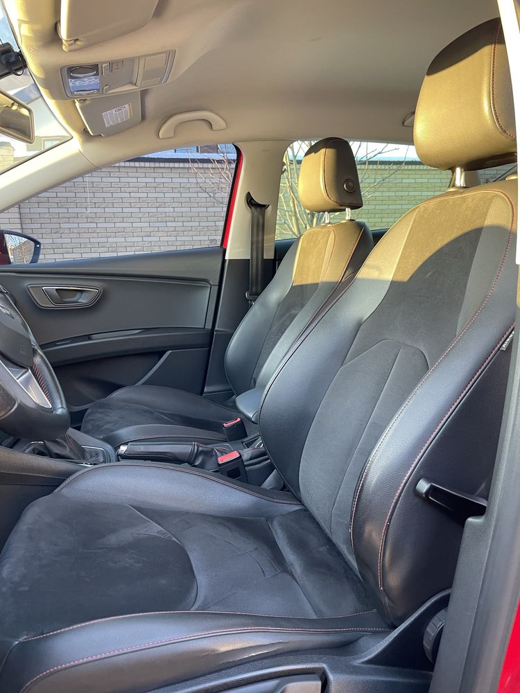Продам автомобиль Seat Leon 2014 1.8 Turbo FR