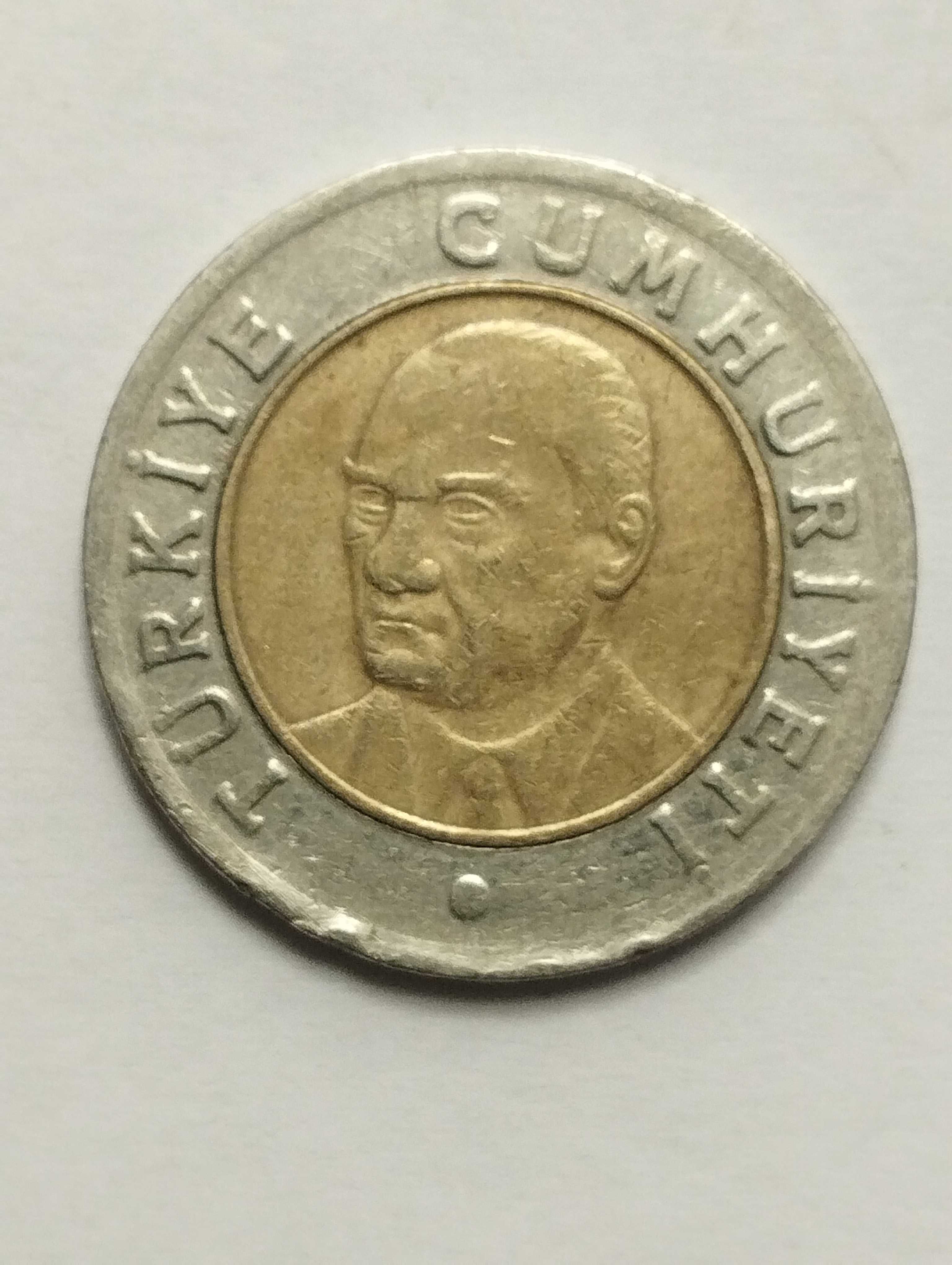 Sprzedam monetę Turcja 1 nowa lira 2005r. stan dobry