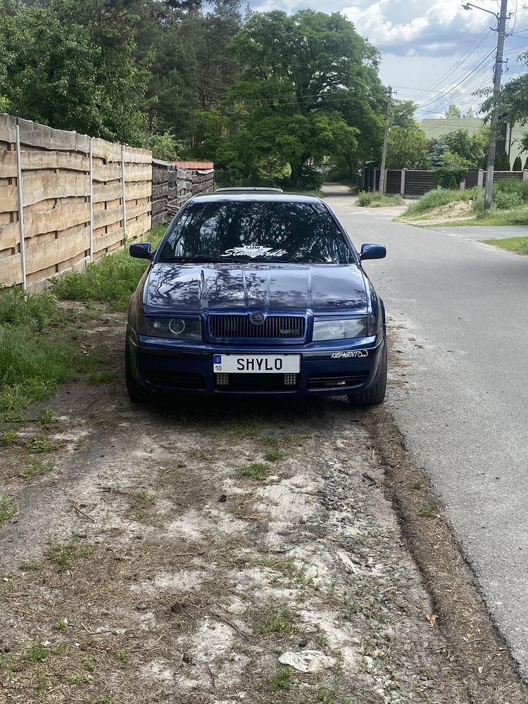 Skoda Tour 1.8t (AUQ)