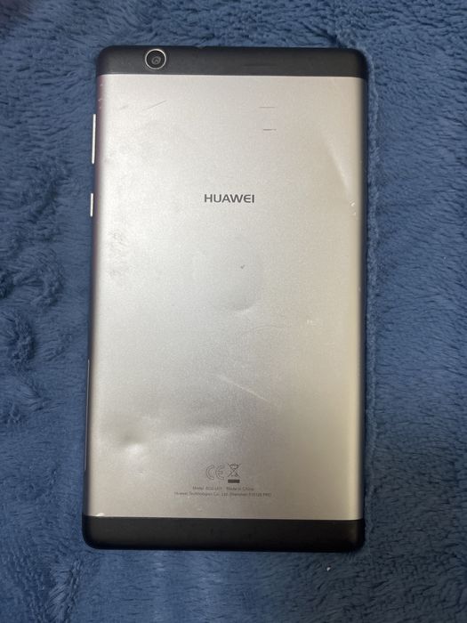 Старый планшет HUAWEI