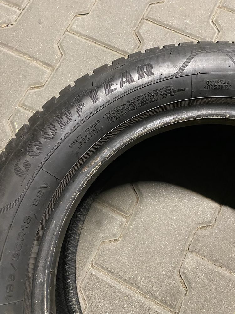 Goodyear Vector4season gen3 195/60/15 jak nowe