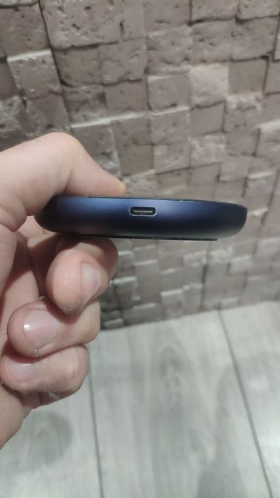 Беспроводное зарядное устроиство Xiaomi WPC01ZM "5V-2.0A/9V-1.6A