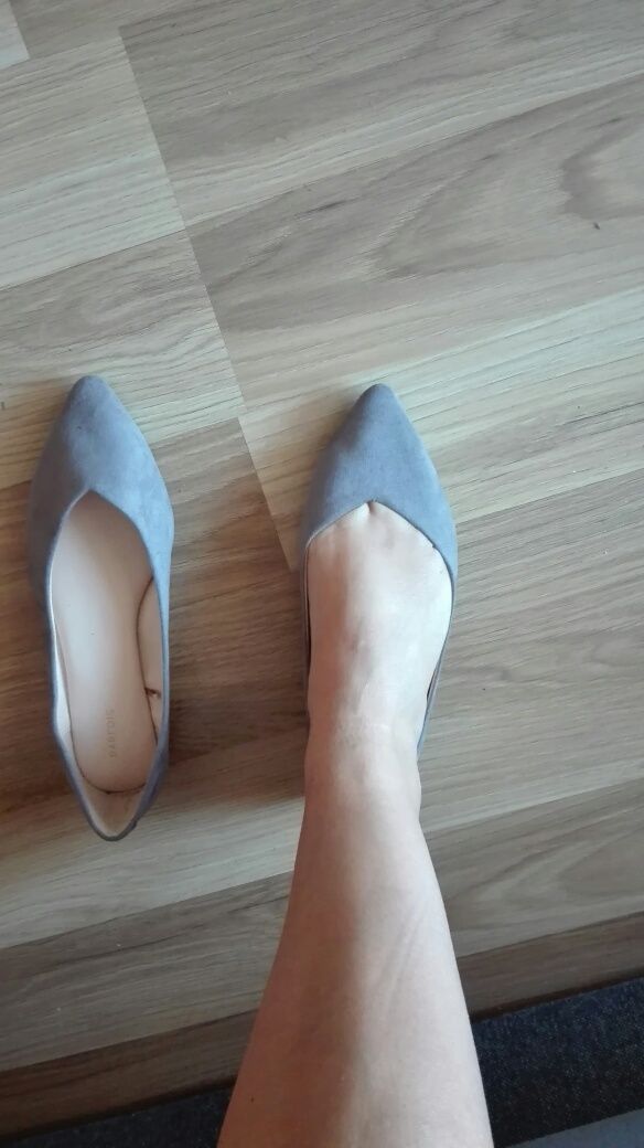 Buty baleriny szare