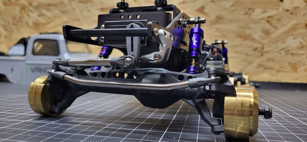 Vanquish model zawodniczy nie traxxas axial element enduro