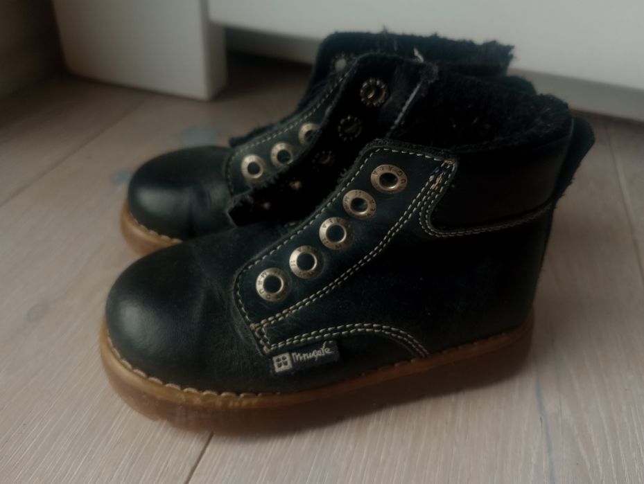 Trzewiki buty  traperki dziewczęce Mrugała, skóra