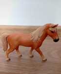 koń figurka kolekcjonerska Schleich 13833 Klacz rasy Tennessee Walker