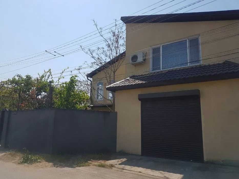 (13) Продам двухэтажный дом в с. Усатово