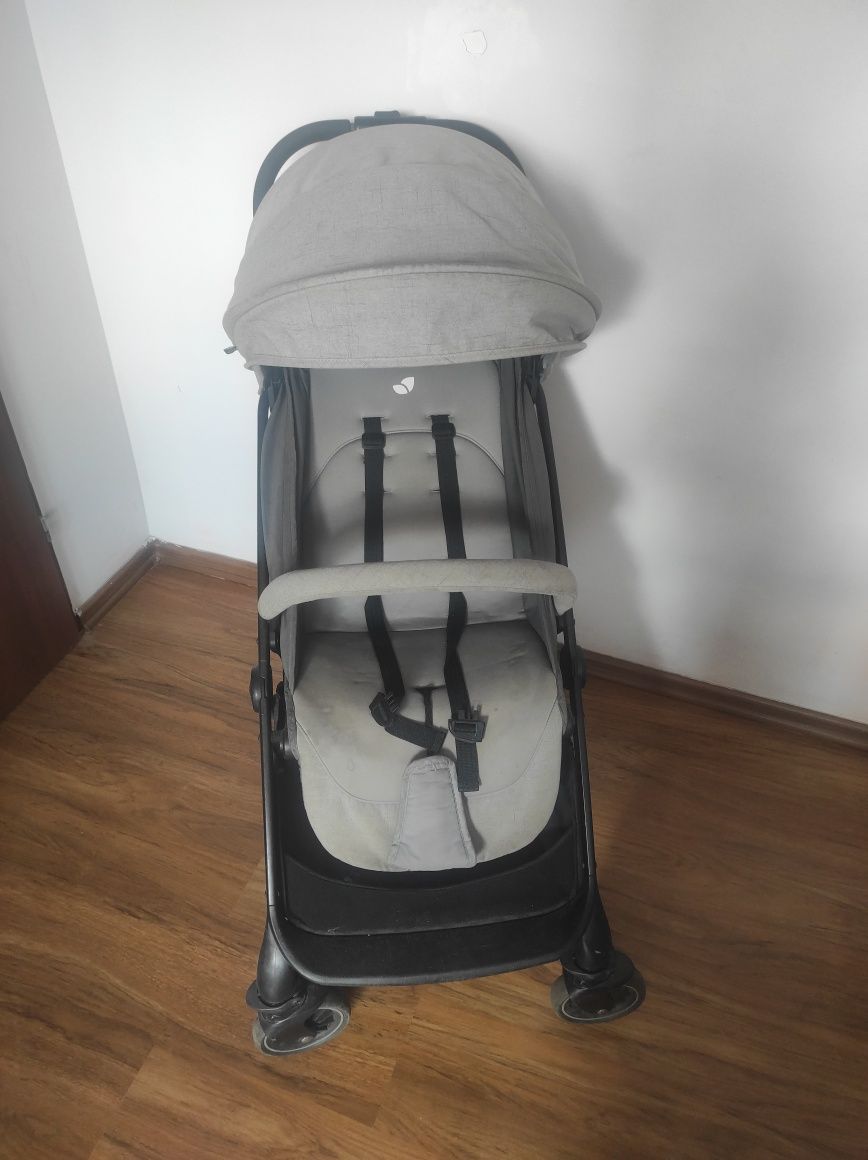 Lekki wózek spacerowy składany Joie Tourist Grey Flannel + torba