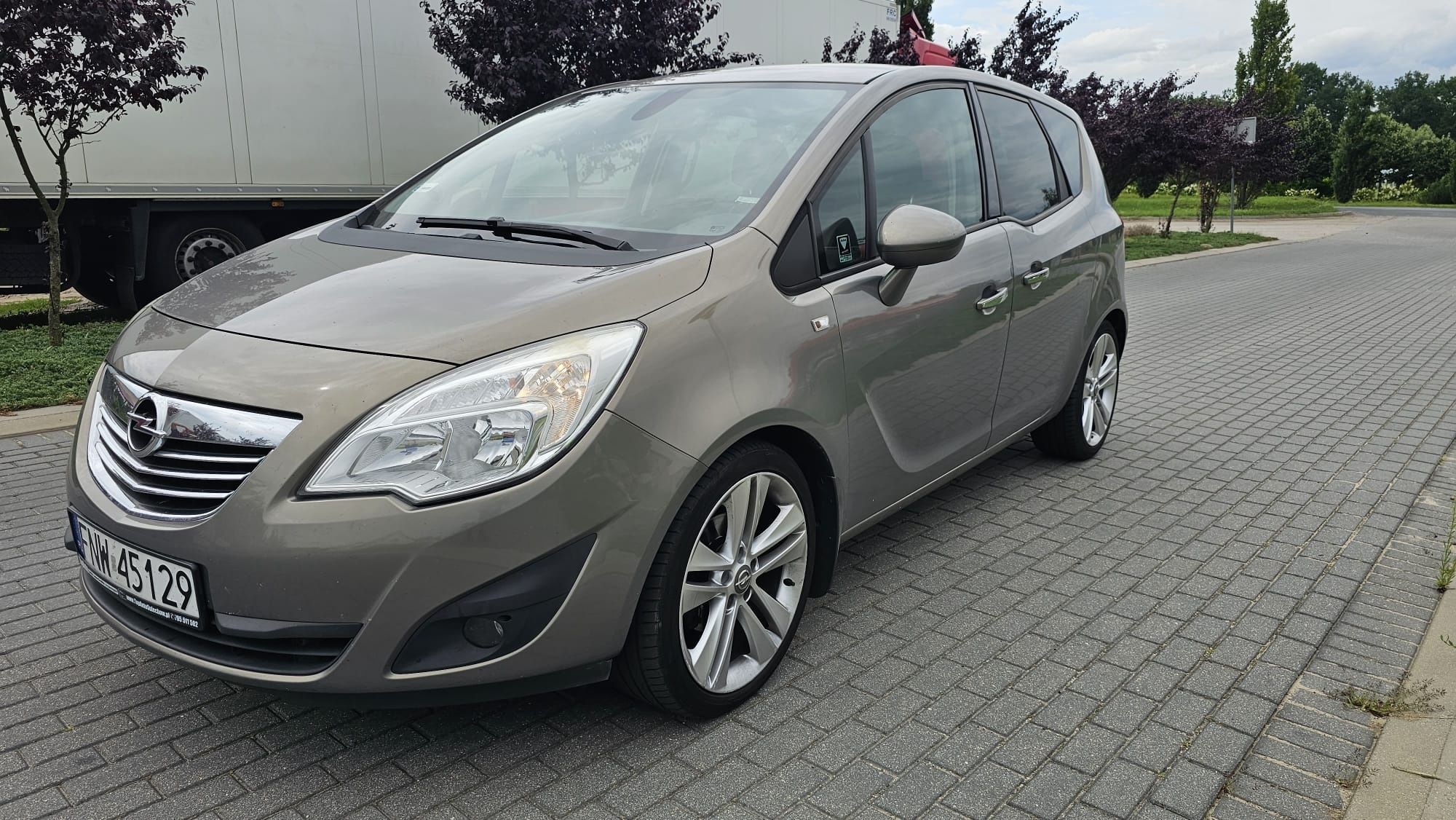 Opel Meriva B 1.4 Benzyna ładny ISOFIX Klima