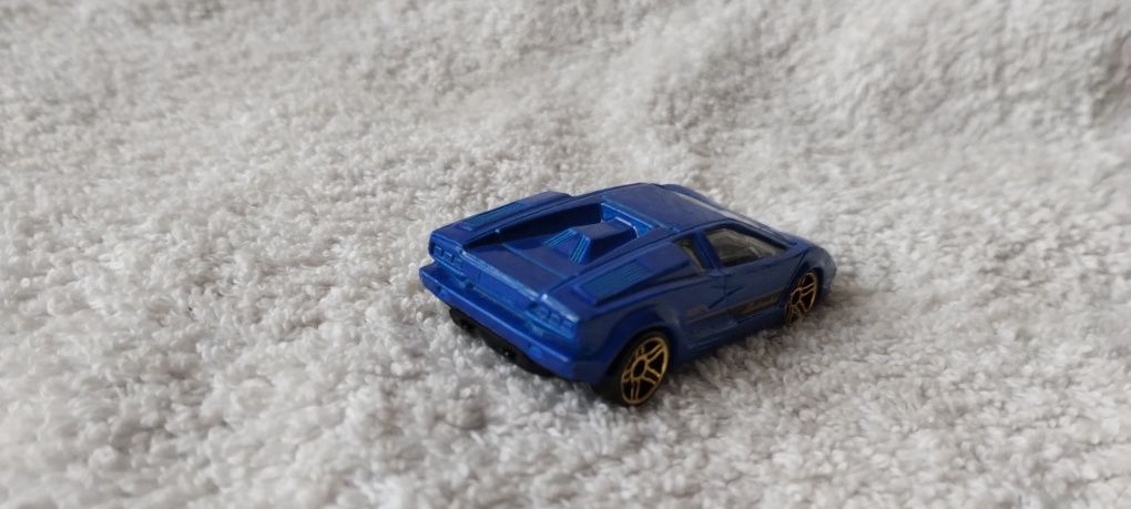 Hot wheels Lamborghini cuntach