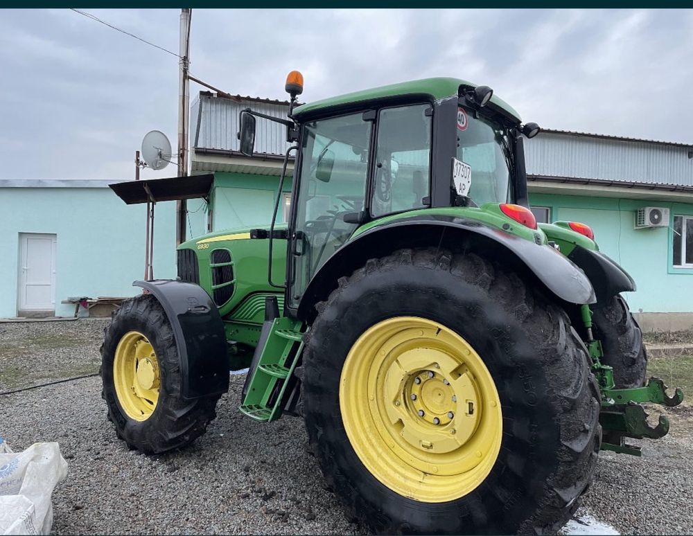 John Deere 6930 2009
