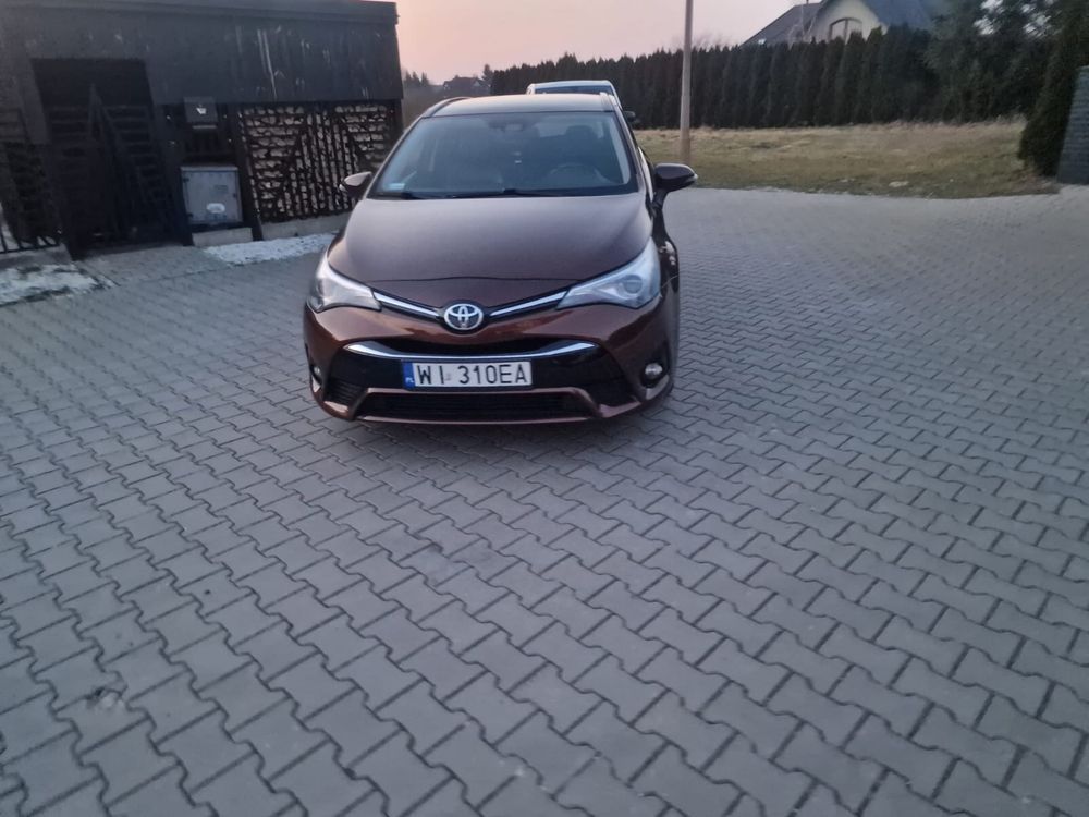 TOYOTA Avensis 2.0 vvti Automat