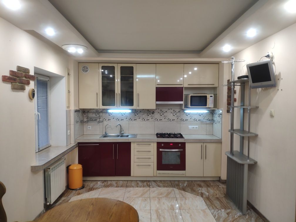 Продам дом в Диёвке, ориентир 94 школа.