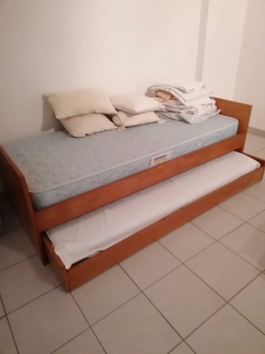 Cama Gavetão Vintage Madeira Maciça (1970) - 1.80x0.80 + 1 Colchão